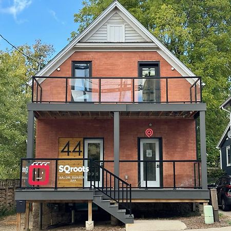 Entire 1 Bedroom Apartment Across From Google - Br5 Kitchener Exterior foto